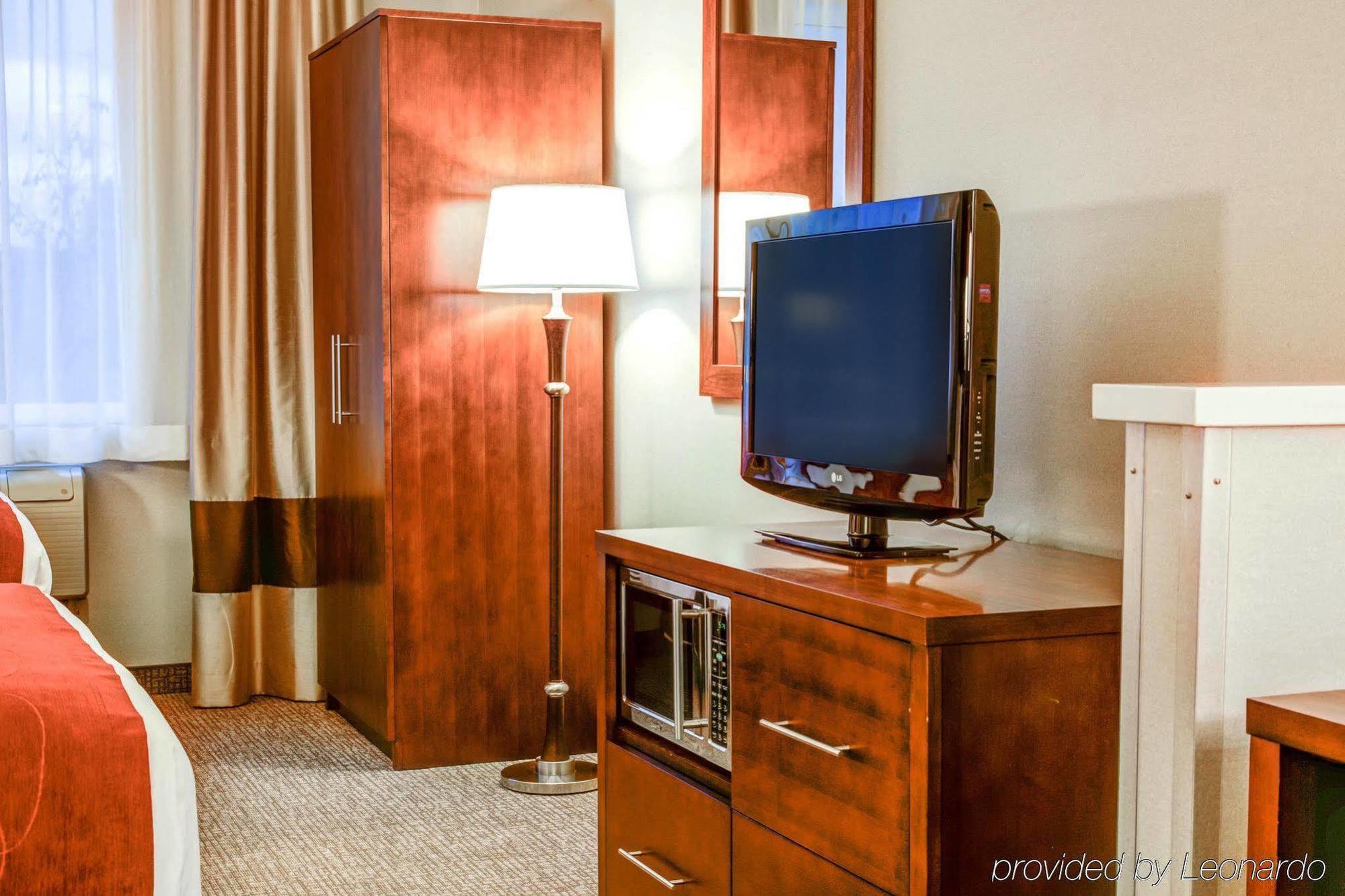 Comfort Suites Springfield Riverbend Medical Exterior foto